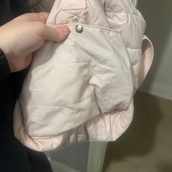Rare by Selena Gomez pink duffle bag - Picture 9 of 10